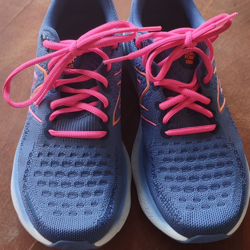Womens New Balance 1080 Fresh Foam X 8W label  (Fits 8.5)